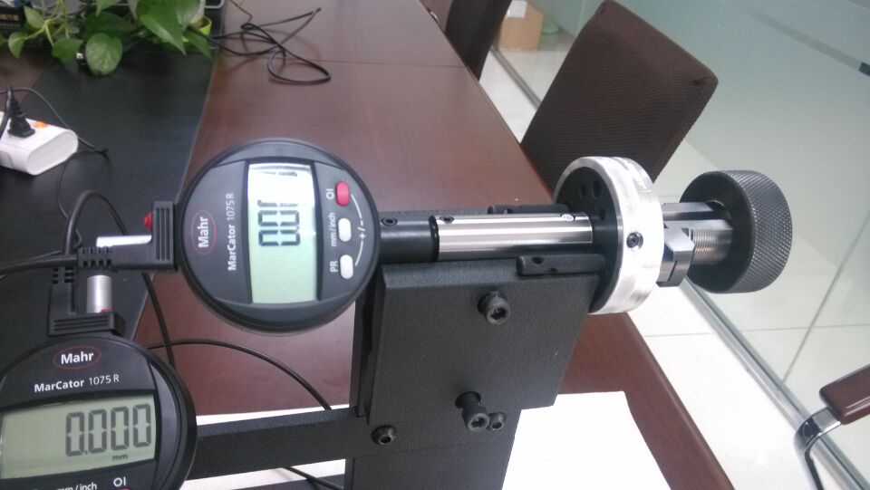 轉向器關(guān)鍵部件螺紋測量 